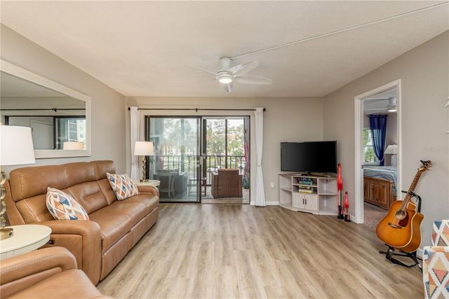 19029 US HIGHWAY 19 N 26-205, Clearwater, FL 33764