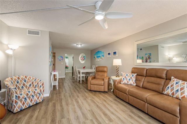 19029 US HIGHWAY 19 N 26-205, Clearwater, FL 33764