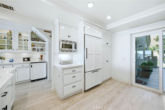 16114 Bonaire Circle, Huntington Beach, CA 92649