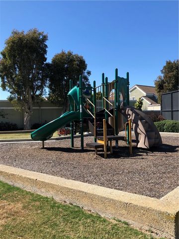 16114 Bonaire Circle, Huntington Beach, CA 92649