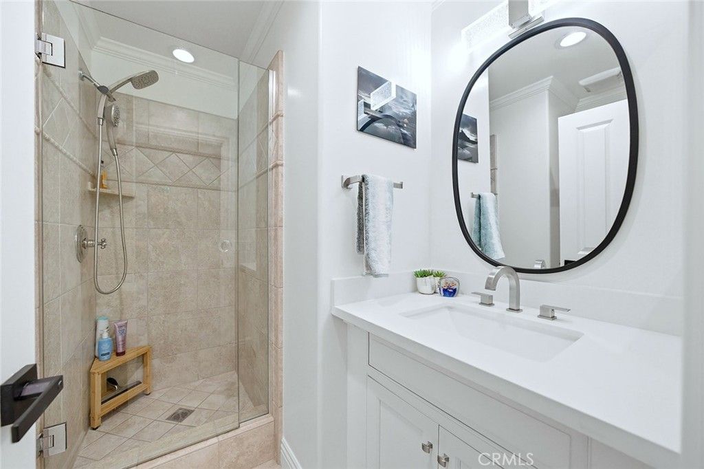 Image 18 of property listing at 16114 Bonaire Circle, Huntington Beach, CA 92649