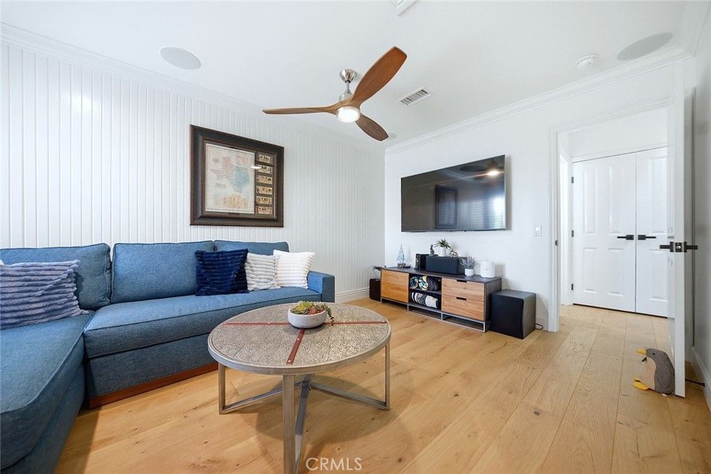 Image 21 of property listing at 16114 Bonaire Circle, Huntington Beach, CA 92649