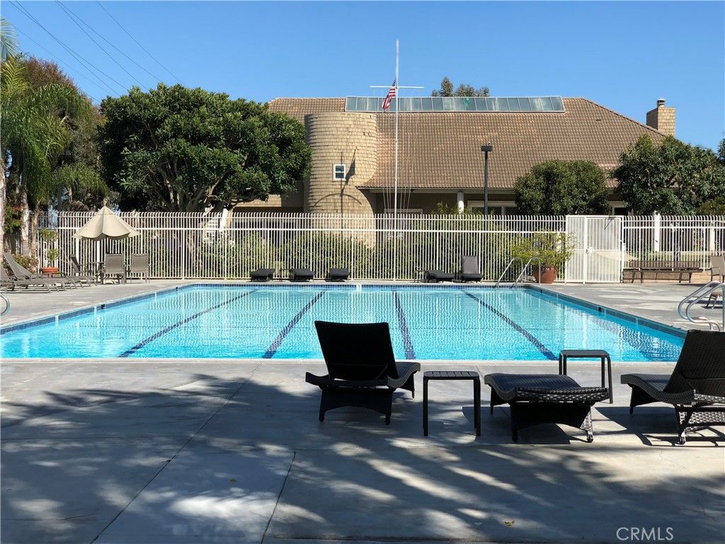 Image 54 of property listing at 16114 Bonaire Circle, Huntington Beach, CA 92649