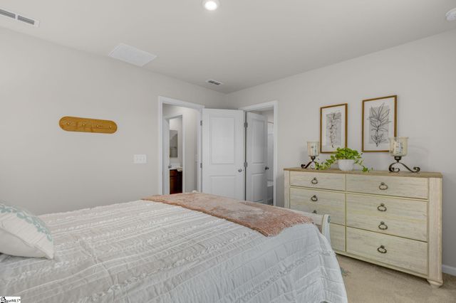 33 High Pine Trail, Greenville, SC 29617