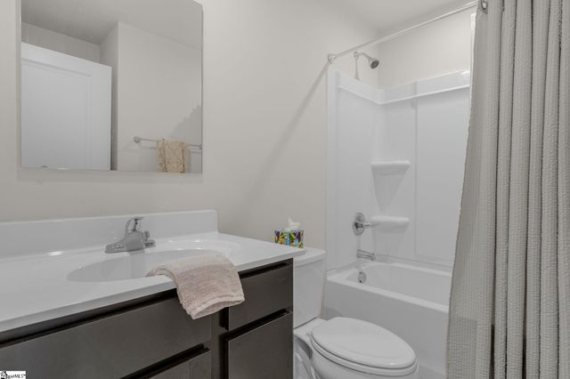 33 High Pine Trail, Greenville, SC 29617