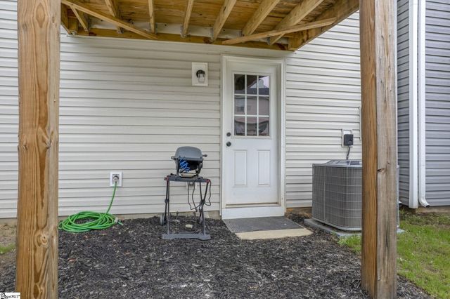 33 High Pine Trail, Greenville, SC 29617