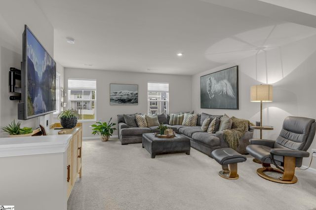 33 High Pine Trail, Greenville, SC 29617