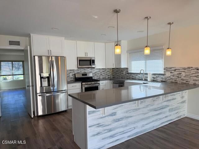 2239 Portola Lane, Westlake Village, CA 91361