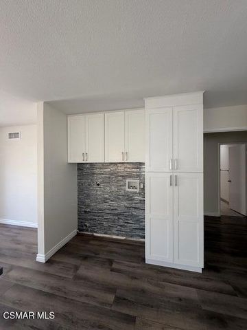 2239 Portola Lane, Westlake Village, CA 91361