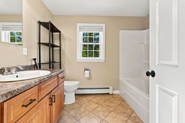 77 Bardin St, Hanover, MA 02339