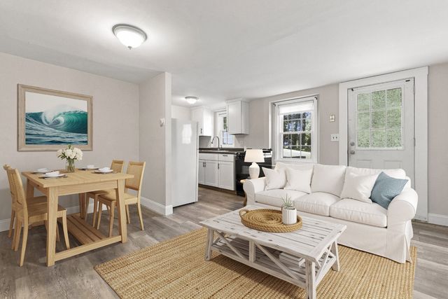77 Bardin St, Hanover, MA 02339