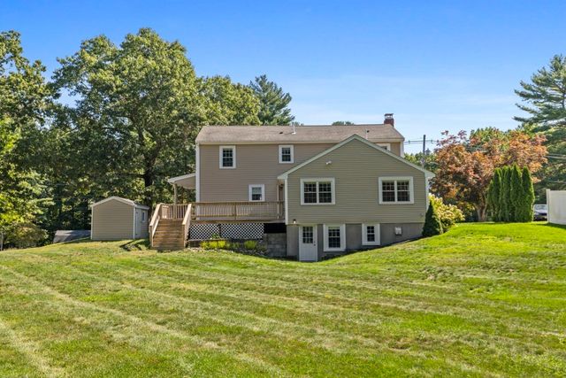 77 Bardin St, Hanover, MA 02339