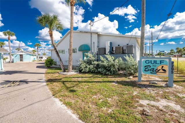 410 DIJE STREET, Englewood, FL 34223