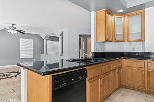 6611 Ironbound Bay Avenue, Las Vegas, NV 89139