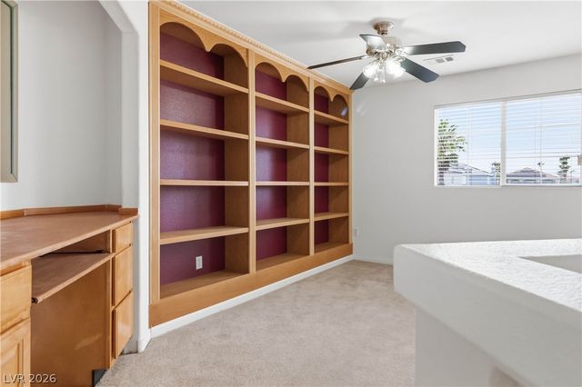 6611 Ironbound Bay Avenue, Las Vegas, NV 89139