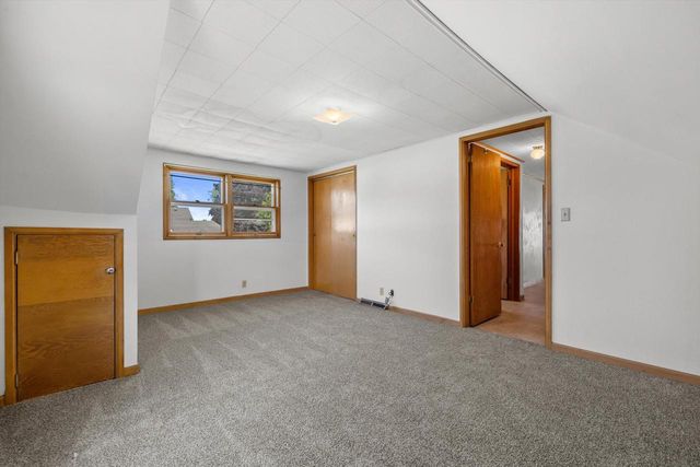 4604 32nd AVENUE, Kenosha, WI 53144