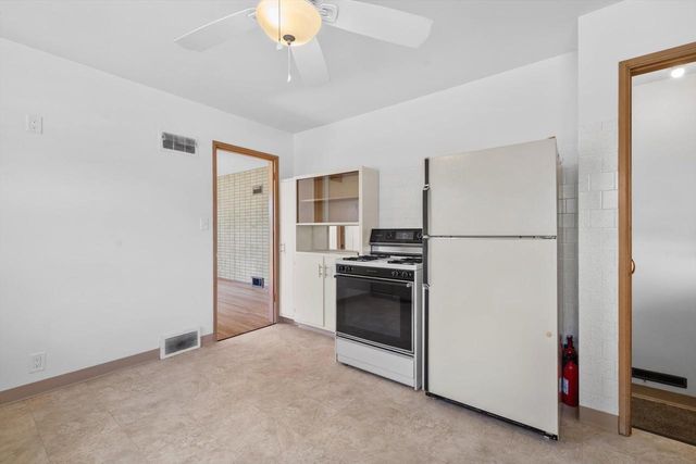 4604 32nd AVENUE, Kenosha, WI 53144
