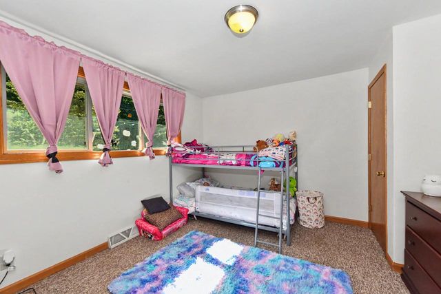 28248 N Lake DRIVE, Waterford, WI 53185
