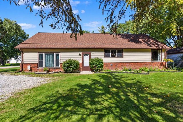 28248 N Lake DRIVE, Waterford, WI 53185