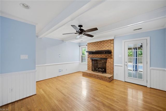 711 Waterstock CT, Chesapeake, VA 23322