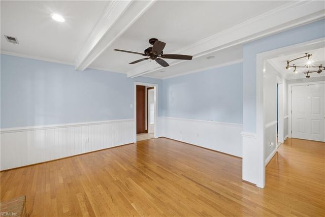 711 Waterstock CT, Chesapeake, VA 23322