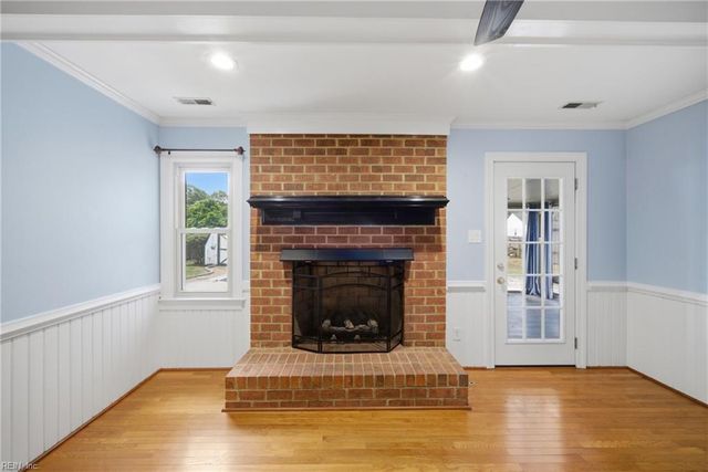 711 Waterstock CT, Chesapeake, VA 23322