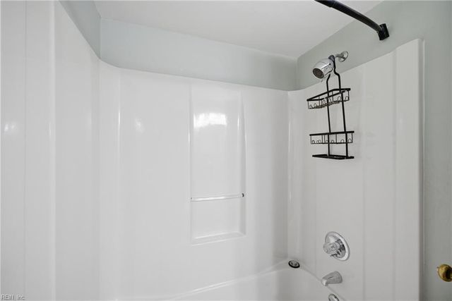 711 Waterstock CT, Chesapeake, VA 23322