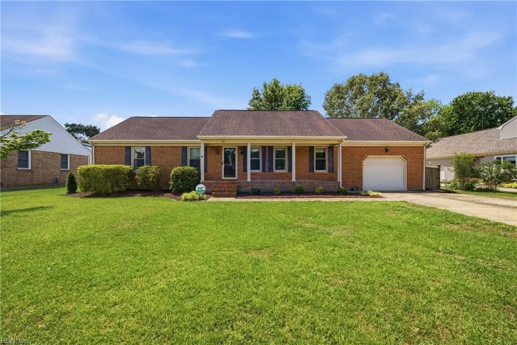 711 Waterstock CT, Chesapeake, VA 23322