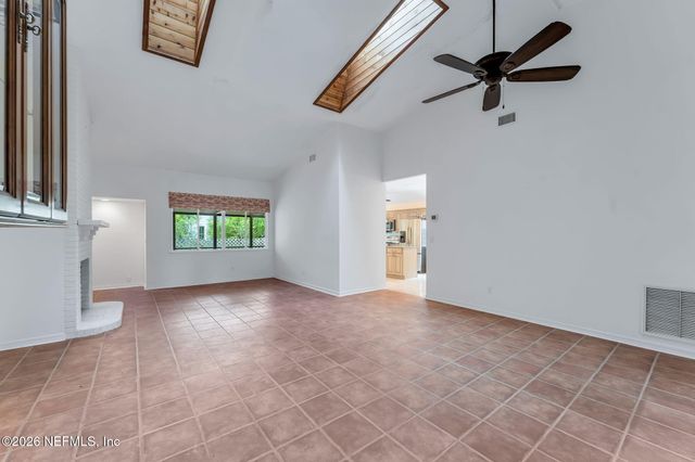 1826 TIERRA VERDE Drive, Atlantic Beach, FL 32233