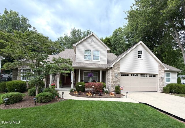 1008 Hialea Court, Holland, OH 43528