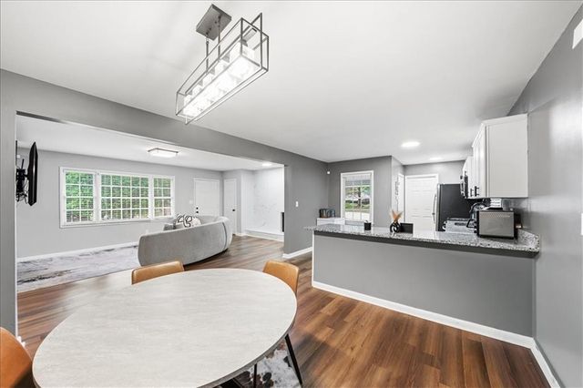 6574 Wendell Circle, Morrow, GA 30260