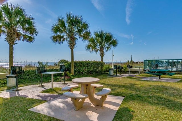 102 N Ocean Blvd Unit 1605, North Myrtle Beach, SC 29582