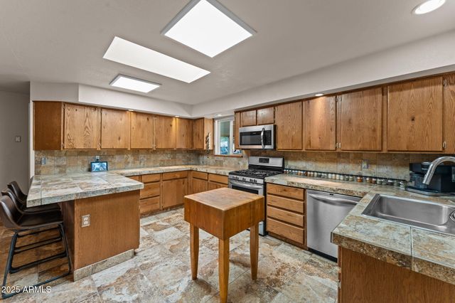 46817 N US HIGHWAY 60 --, Wickenburg, AZ 85390