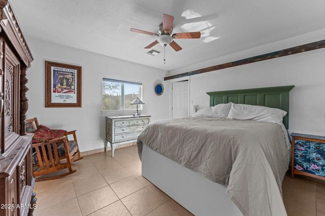 46817 N US HIGHWAY 60 --, Wickenburg, AZ 85390