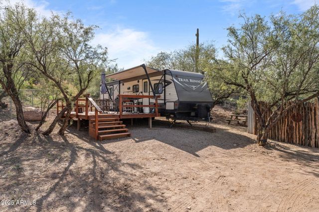 46817 N US HIGHWAY 60 --, Wickenburg, AZ 85390