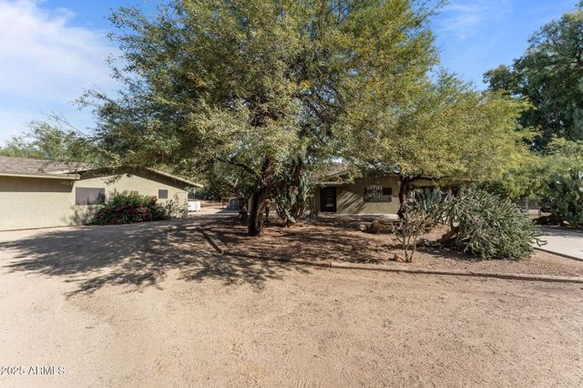 46817 N US HIGHWAY 60 --, Wickenburg, AZ 85390