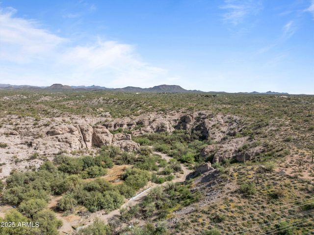 46817 N US HIGHWAY 60 --, Wickenburg, AZ 85390