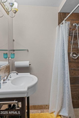 46817 N US HIGHWAY 60 --, Wickenburg, AZ 85390