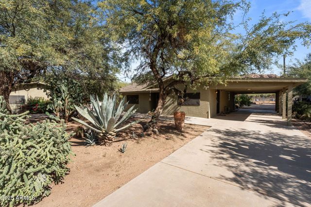 46817 N US HIGHWAY 60 --, Wickenburg, AZ 85390