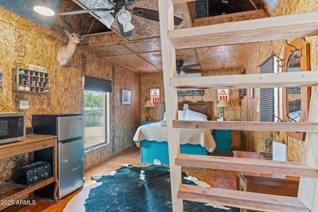 46817 N US HIGHWAY 60 --, Wickenburg, AZ 85390