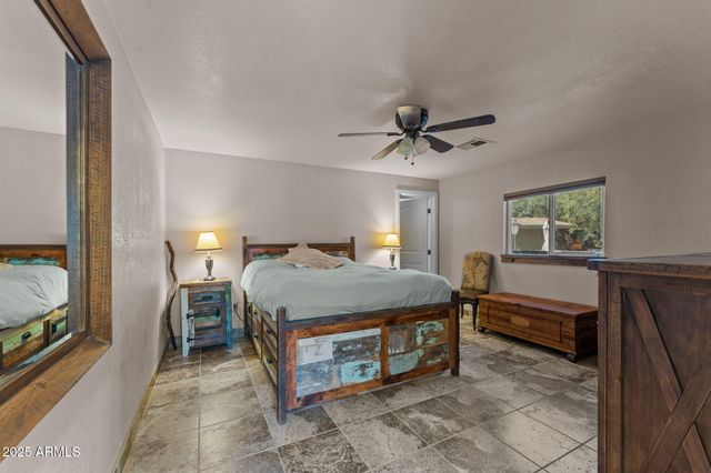 46817 N US HIGHWAY 60 --, Wickenburg, AZ 85390