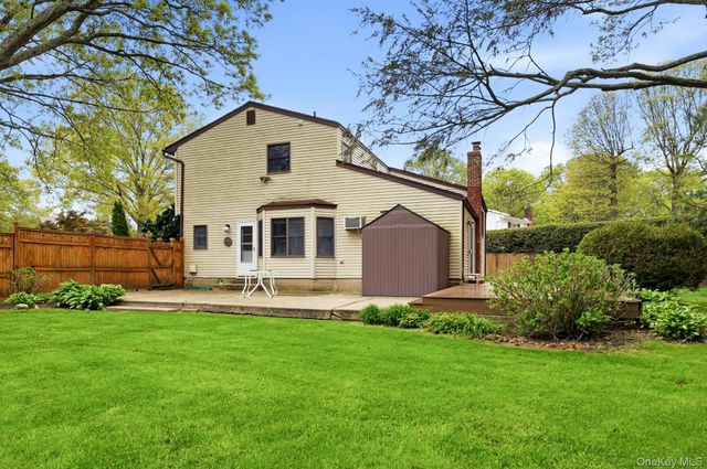 3 Tremont Court, South Huntington, NY 11746