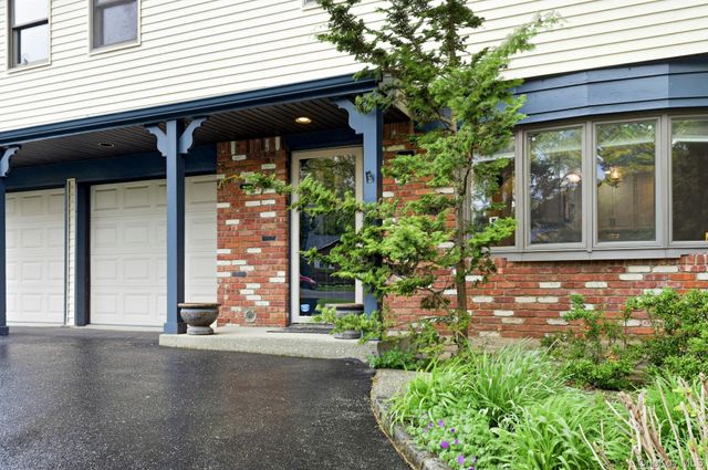 3 Tremont Court, South Huntington, NY 11746