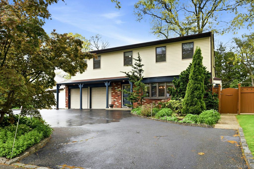 3 Tremont Court, South Huntington, NY 11746