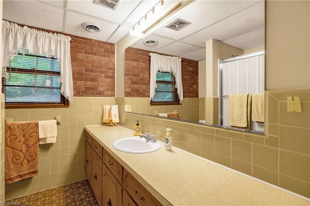 1358 Tellowee Road, Eden, NC 27288