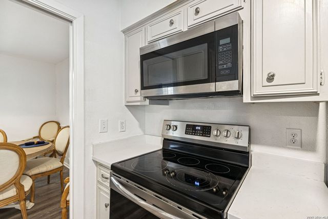 6106 Vance Jackson Rd Apt 1, San Antonio, TX 78230