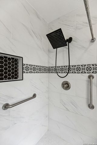 6106 Vance Jackson Rd Apt 1, San Antonio, TX 78230