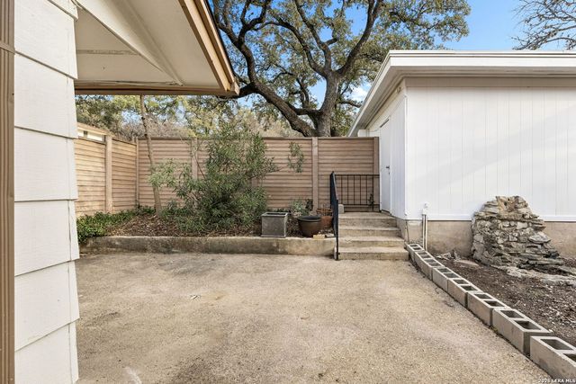 6106 Vance Jackson Rd Apt 1, San Antonio, TX 78230