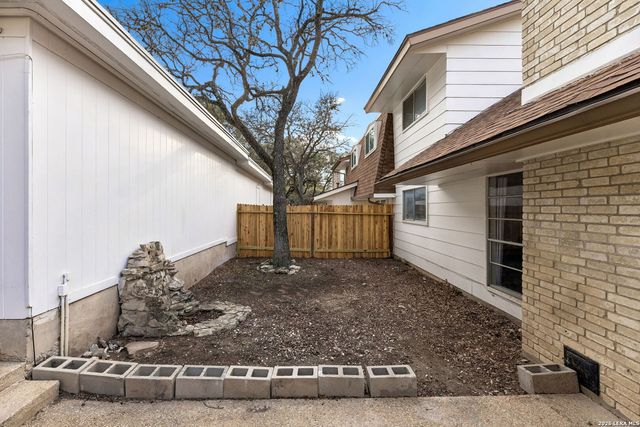 6106 Vance Jackson Rd Apt 1, San Antonio, TX 78230