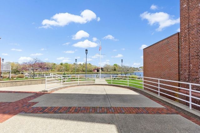 45 Main Street 21, Wareham, MA 02571